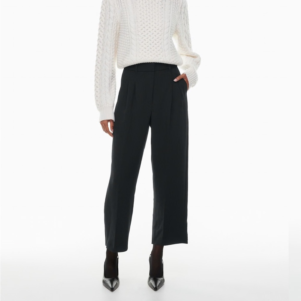 Aritzia Wilfred Women's The Effortless Pant Cropped Black Size 2 Career Office